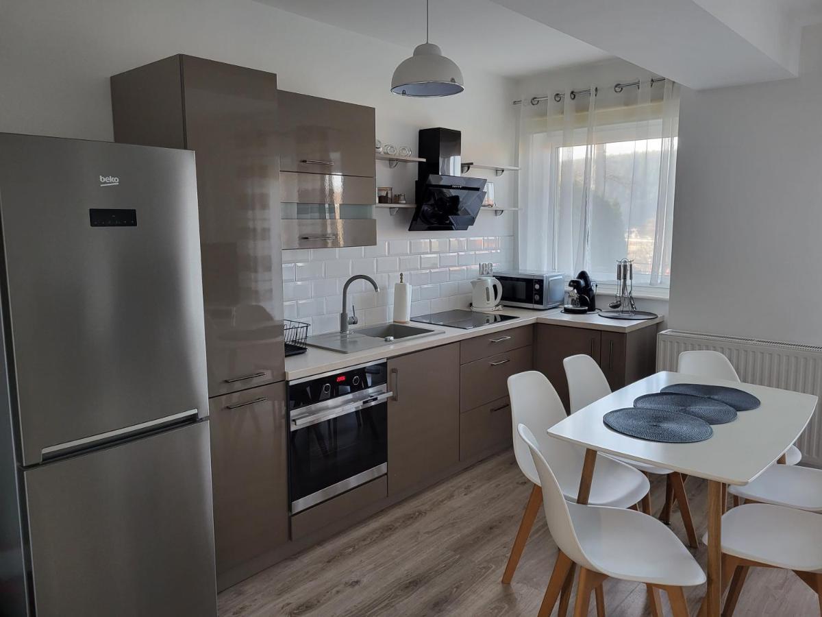 Apartament Z Widokiem-Blizej Zdroju Polanica-Zdrój Esterno foto