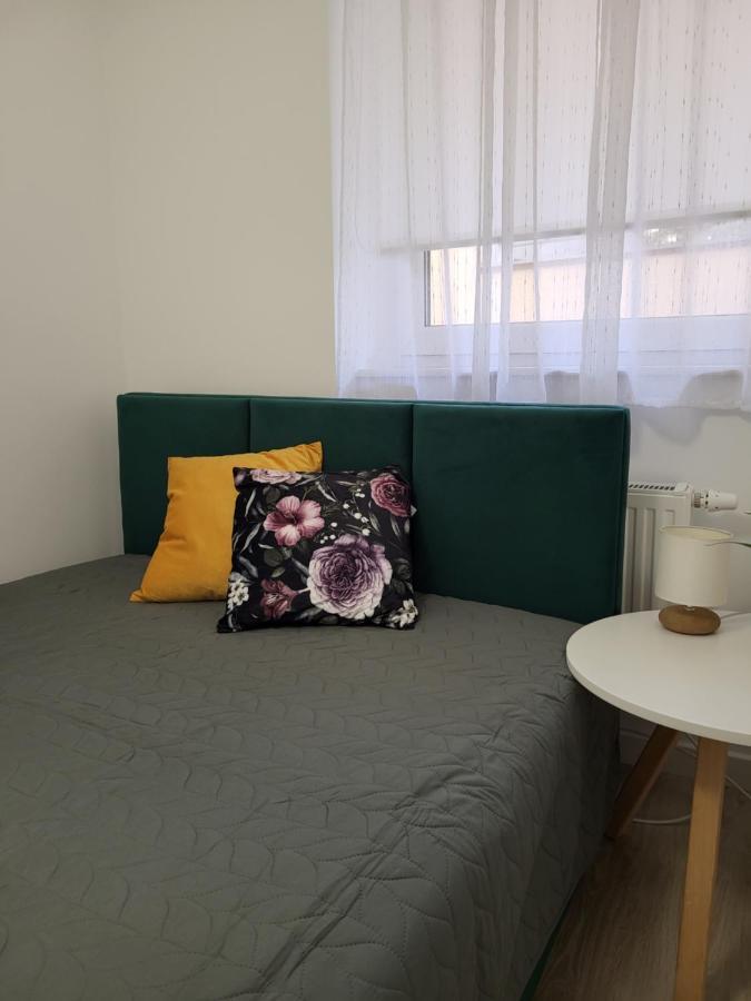 Apartament Z Widokiem-Blizej Zdroju Polanica-Zdrój Esterno foto