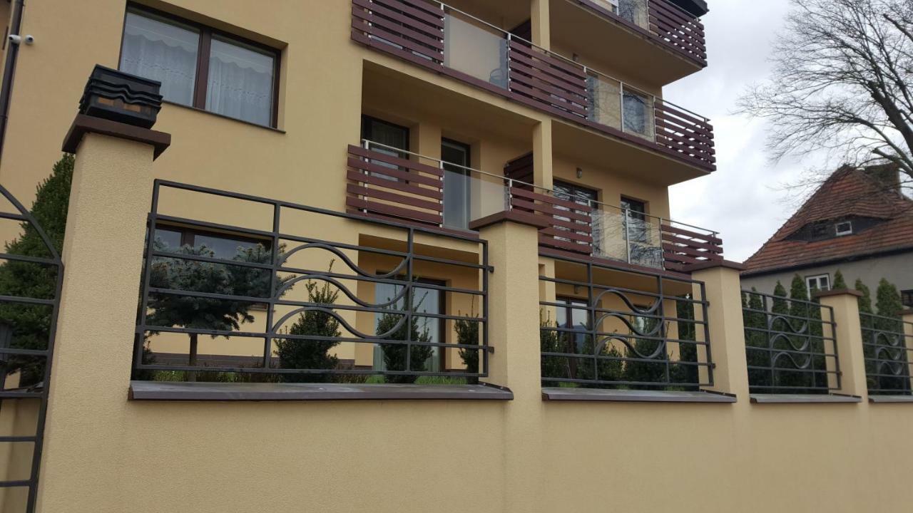 Apartament Z Widokiem-Blizej Zdroju Polanica-Zdrój Esterno foto