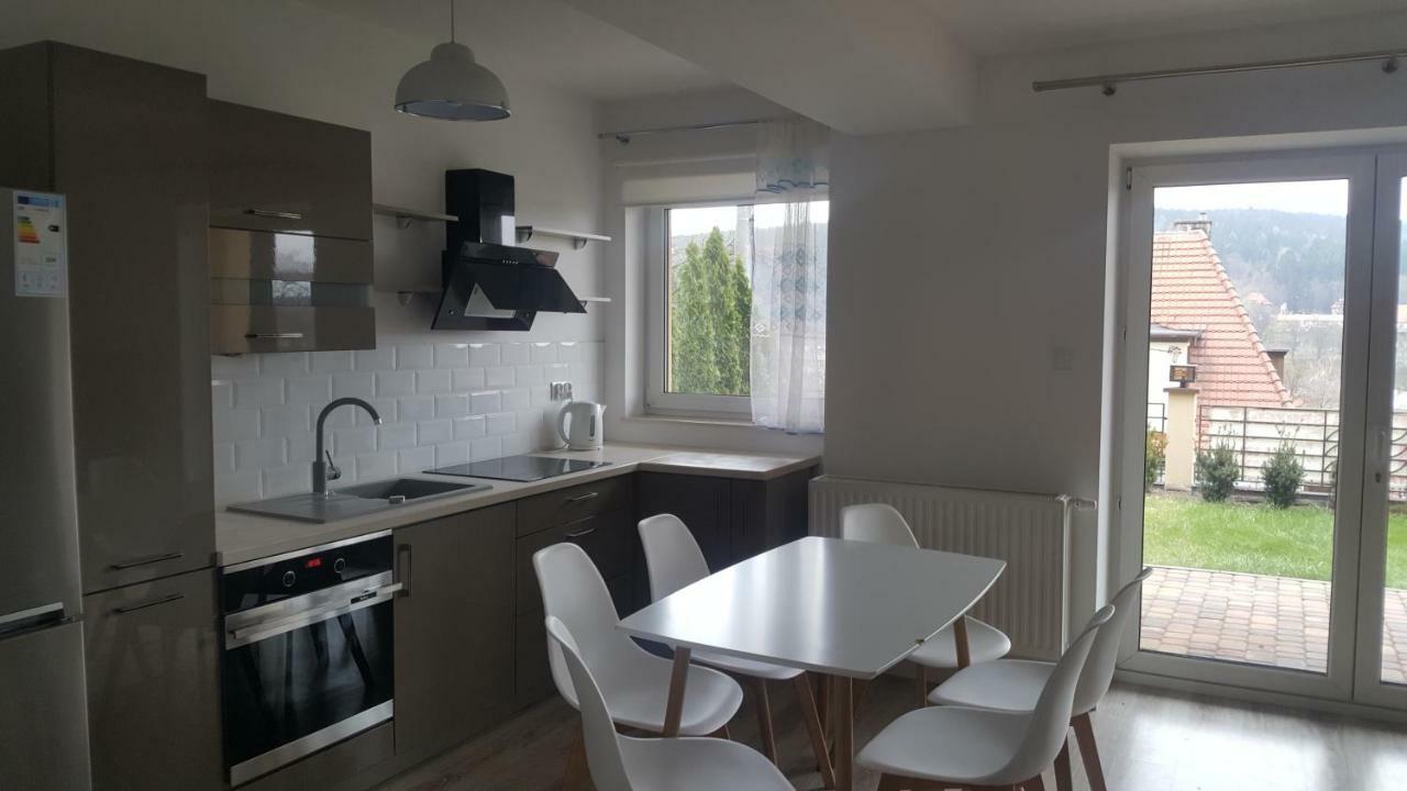 Apartament Z Widokiem-Blizej Zdroju Polanica-Zdrój Esterno foto
